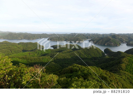 【対馬市　烏帽子岳　展望所からの眺望】 88291810