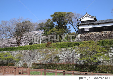 福岡市の福岡城多聞櫓 88292381