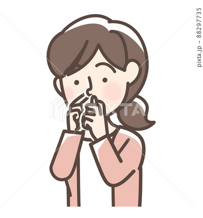 点鼻薬を使用している女性 88297735