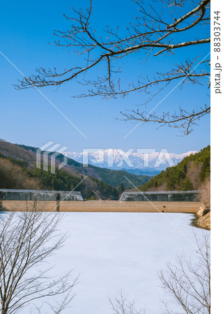 東条ダムと北アルプス【東筑摩郡筑北村】 東条ダムと北アルプス【東筑摩郡筑北村】 88303744