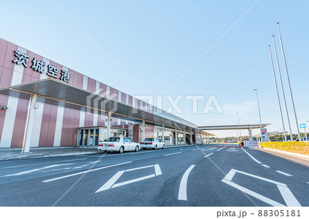 茨城県　快晴の茨城空港 88305181