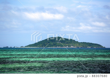 沖縄　宮古諸島　大神島の俯瞰 全景 88307680