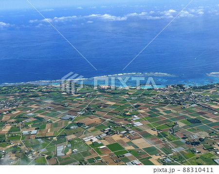 沖縄　宮古島の空撮 88310411