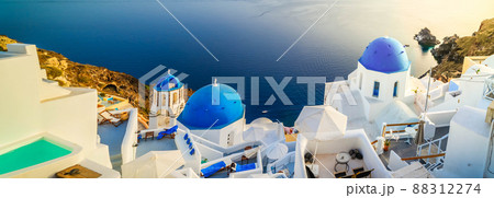 Oia, traditional greek village 88312274