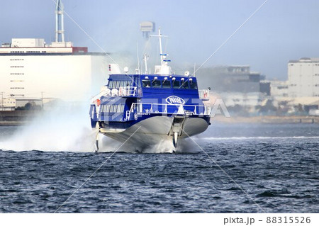 爽快!!疾走クルージング…東京港内を翼走するジェットホイル 爽快!!疾走クルージング…東京港内を翼走するジェットホイル 88315526