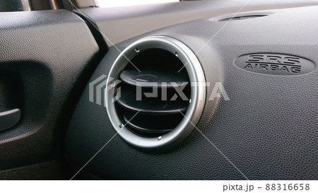 自動車の丸型エアコン吹き出し口 自動車の丸型エアコン吹き出し口 88316658