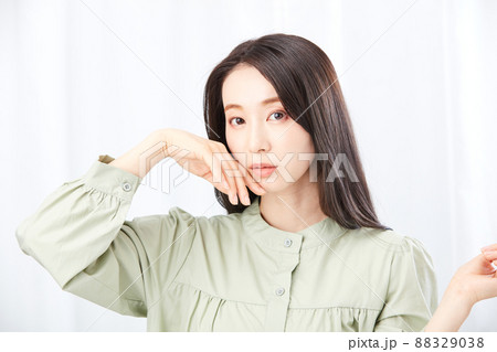 髪の毛のキレイな女性 髪の毛のキレイな女性 88329038