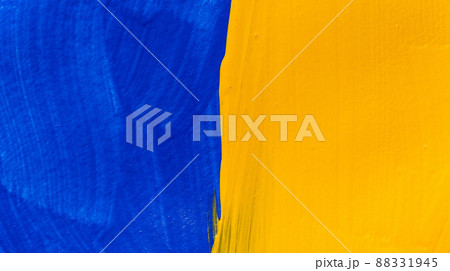 青色と黄色 88331945