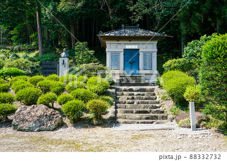 塩原太助所縁の塩原太助神社と塩原太助翁記念公園（群馬県みなかみ町） 88332732