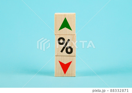 Cube block with percentage symbol icon. Interest rate financial and mortgage rates concept. Wood 88332871