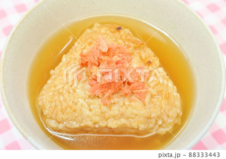 鮭の焼きおにぎり茶漬け 88333443