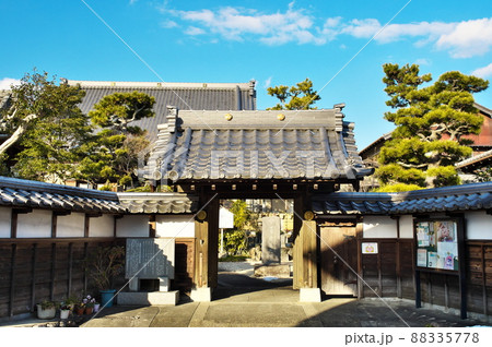 光岳寺の山門(伝通院(徳川家康母堂)の菩提所):三重県桑名市長島町 光岳寺の山門(伝通院(徳川家康母堂)の菩提所):三重県桑名市長島町 88335778