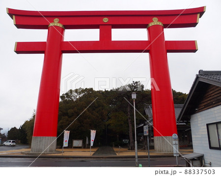 淡路島 おのころ島神社 巨大な鳥居 88337503