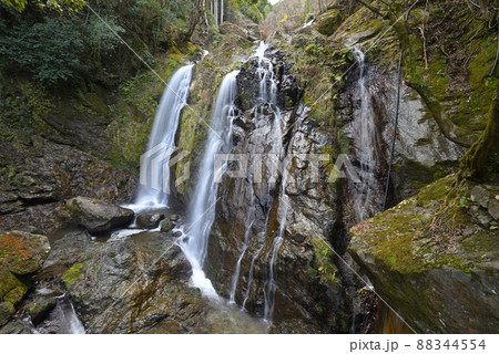 瀧大権現（奈良県五條市西吉野町） 88344554