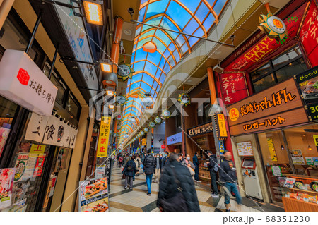 東京 中野区の都市風景 JR中野駅北口 中野サンモール 東京 中野区の都市風景 JR中野駅北口 中野サンモール 88351230