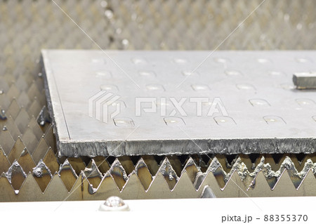 After laser cut steel plate on machine ; After laser cut steel plate on machine ; 88355370