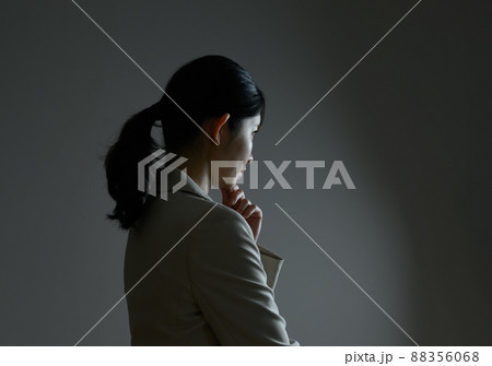 ビジネスパーソン / 働く人々シリーズ 88356068