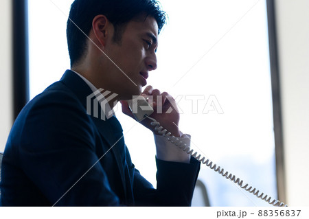 ビジネス　電話対応 88356837