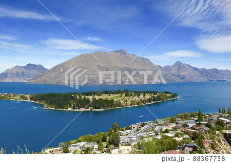 ニュージーランドの素晴らしい景色　Great View From Queenstown in NZ 88367758