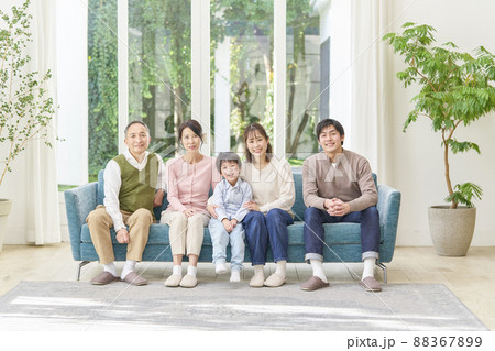 マイホーム 家族写真 マイホーム 家族写真 88367899