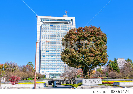 茨城県水戸市　快晴の茨城県庁 88369526