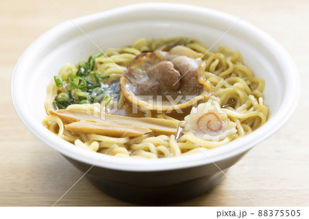 美味しいカップラーメン 88375505