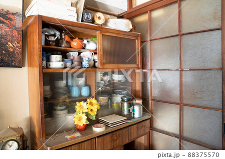 散らかった部屋(遺品整理) 散らかった部屋(遺品整理) 88375570