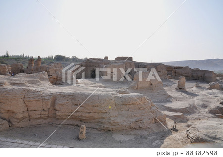 シルクロード　中国　新疆ウイグル自治区　トルファン　世界文化遺産　交河故城 88382598