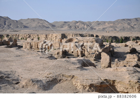 シルクロード　中国　新疆ウイグル自治区　トルファン　世界文化遺産　交河故城 88382606