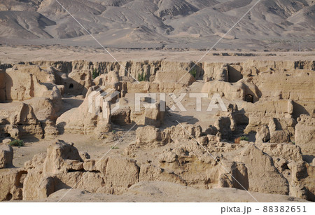 シルクロード　中国　新疆ウイグル自治区　トルファン　世界文化遺産　交河故城 88382651
