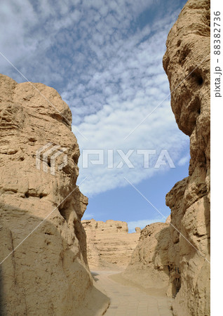 シルクロード　中国　新疆ウイグル自治区　トルファン　世界文化遺産　交河故城 88382736