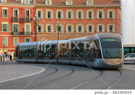 ニースの路面電車	 88390949