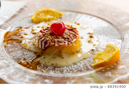 Caramel tocino de cielo with crushed nuts and fruits Caramel tocino de cielo with crushed nuts and fruits 88391400