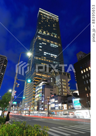 【大阪府】あべのハルカスの夜景（天王寺） 88395653