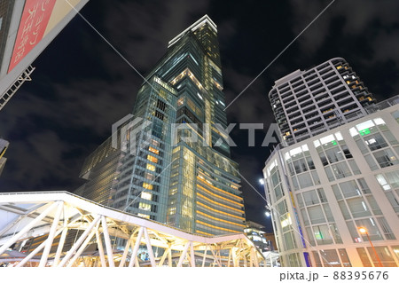 【大阪府】あべのハルカスの夜景(天王寺) 【大阪府】あべのハルカスの夜景(天王寺) 88395676