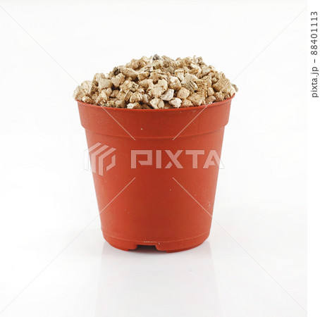 Pot of vercumilite Pot of vercumilite 88401113