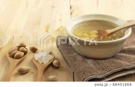 Bowl of swallow nest clear soup and ginkgo seeds Bowl of swallow nest clear soup and ginkgo seeds 88401668