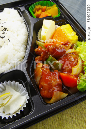 酢豚弁当 酢豚弁当 88405030