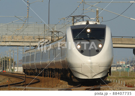 北陸本線 加賀笠間-美川 JR西日本 681系 T02+T32編成(金沢) サンダーバード 北陸本線 加賀笠間-美川 JR西日本 681系 T02+T32編成(金沢) サンダーバード 88407735