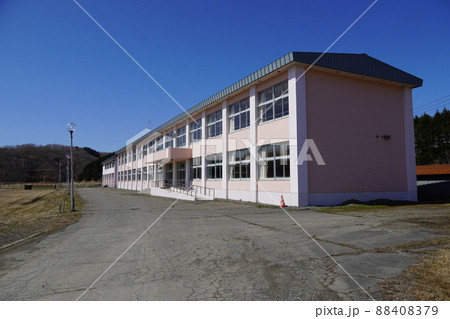 静内町立春立小学校(廃校) 静内町立春立小学校(廃校) 88408379
