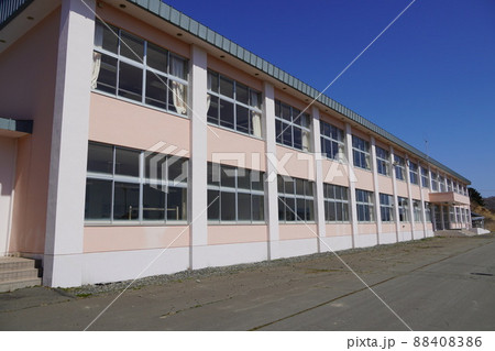 静内町立春立小学校（廃校） 88408386