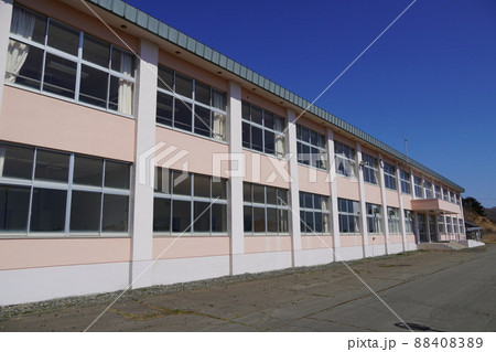 静内町立春立小学校（廃校） 88408389