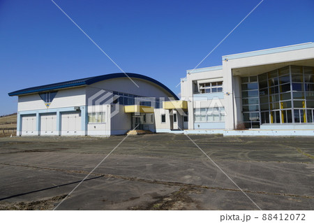 三石町立鳧舞小学校(廃校) 三石町立鳧舞小学校(廃校) 88412072