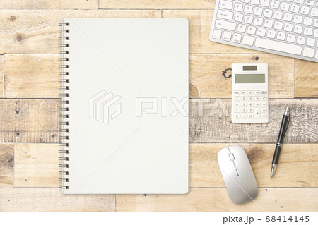 デスク 無人 真俯瞰 コピースペース デスク 無人 真俯瞰 コピースペース 88414145