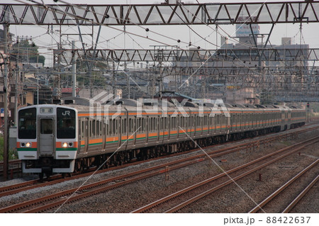 グリーン車を連結した15両編成でJR東海道本線を快走する211系電車_2009/9/27撮影の写真素材 [88422637] - PIXTA