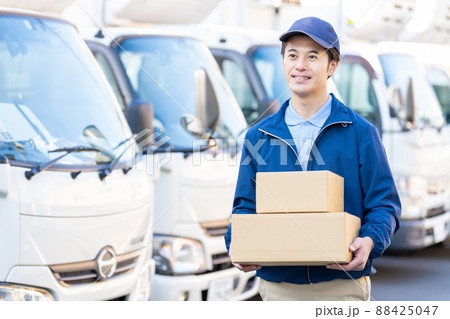 トラック　男性ドライバー 88425047