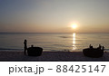 夕焼け 海 夕日 88425147