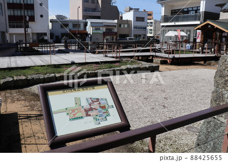 柴田神社（北ノ庄城址）がある柴田公園 88425655