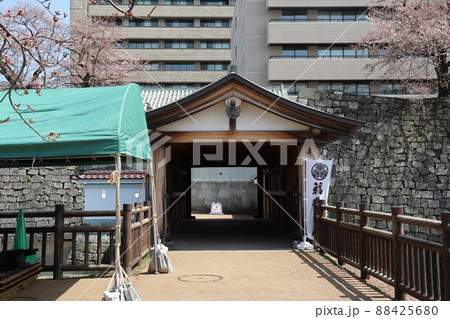 福井城跡（福井県庁） 88425680