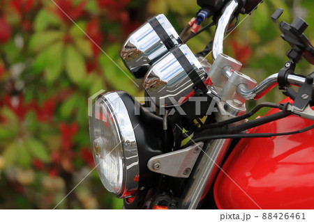 赤いオートバイ イメージ 88426461